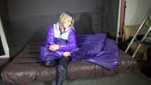 Watch Maly preparing and enjoying her shiny nylon Bedsheets in her Shiny nylon Downwear