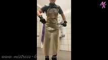 Cliprequest in English - Black #leather under the transparent #apron - in English