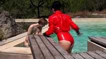 Video : Tropical Pool Slave