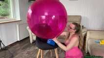 pump2pop seven balloons in negligee