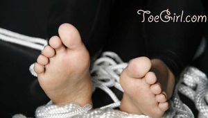 Bare feet and Rope