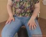 Arielle, heavy Jeans-facesitting