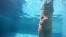 Nude Pool-diver