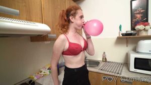 Das Spiel mit Ballons und Sex