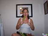 Kinky Amateur Milf Toni Fay Fucking Her Vegetables