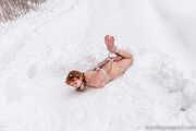 Naked barefoot Greta is tightly bound in snow - Photos