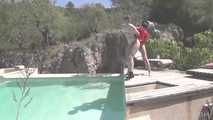 Video : Tropical Pool Slave