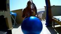 GYM Ball - fun in the pool