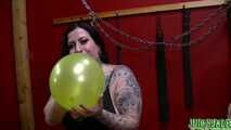 2 Girls: Balloon Fun with Jasmine Jade and Amara Zane 