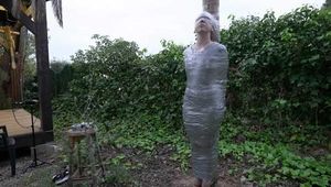 The new Spain Files - Full Outdoor Mummification for Stardust