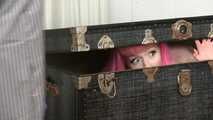 Naked Lady in a Trunk! Surprise for Spies as Evie Rees is Discovered and Embarrassed