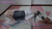 Xiaomeng Climax in Vacuum Bag