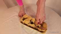 Egg box crushing barefoot