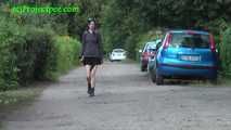 095003 Rock Chick Denise Pees In A Suburban Lane
