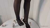 Crushing in Nylons and Heels