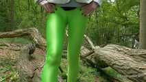 Green leggings in the forest - part 2