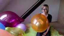 Marie testet Ballons, ihre ersten Erfahrungen [NonPop]