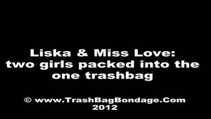 Liska und Miss Love in einem Müllsack verpackt (Video)
