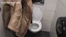 078071 Rachel Pees In McDonalds 