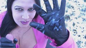 Pictures Pink Leather Lady - Public Blowjob & Handjob with short leather gloves - Fuck my tits - cum on my gloves