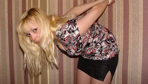 Britney Mini Skirt Strappado with a Twist