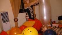 housparty with balloons  2