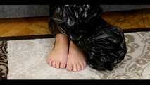 Beatrice - self packing in trash bag (video)