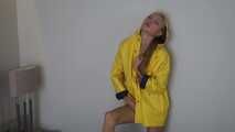 The yellow rainwear showdown I