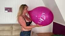Blow2Pop two TT17 in bra and jeans