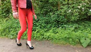 Spaziergang in roten Leggings - 3.Teil