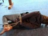 AB-Serie Vanessa hogtied barefeet